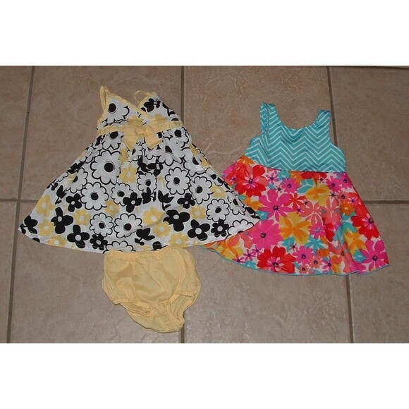 Youngland Other - Baby Girls Sz 12 Months Church or Casual 2 Pc Sleeveless Dress Lot YOUNGLAND